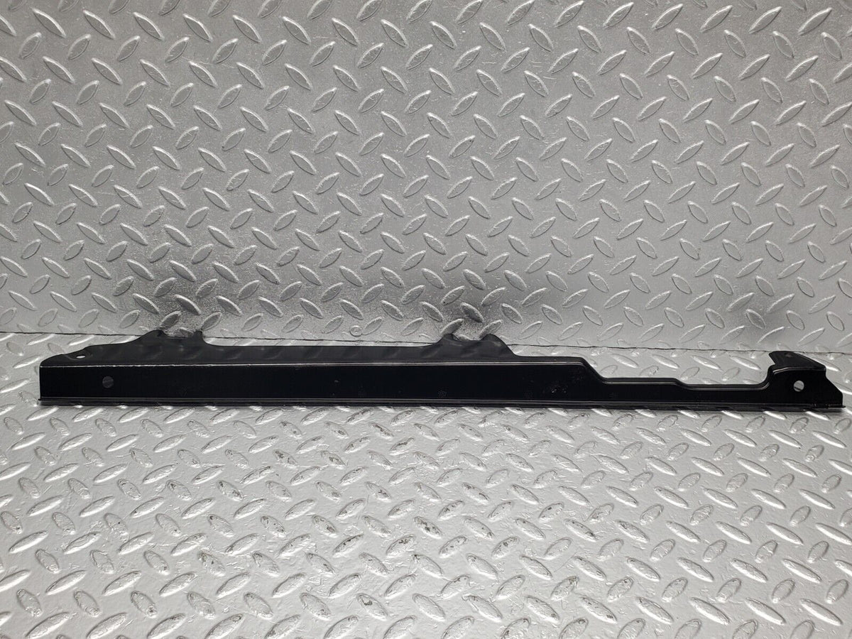 47440 Mercedes-Benz C126 500SEC Coupe Rear Window Channel Support Right Side