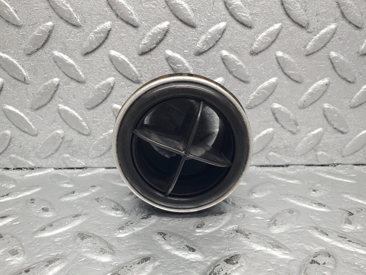 51363 Mercedes-Benz C107 R107 Dashboard Air Vent
