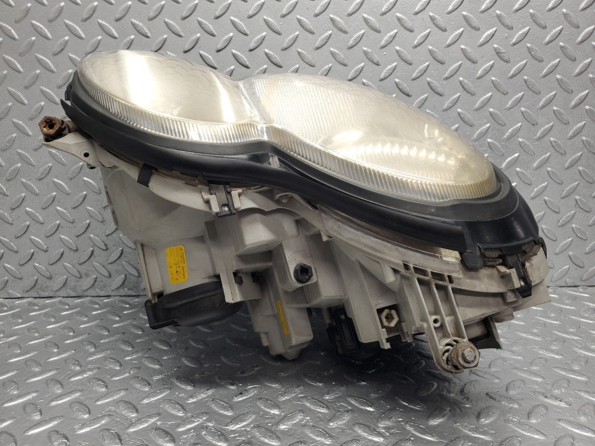 51211 Mercedes-Benz R230 Headlight Right Side Hella A2308207461 1305235461