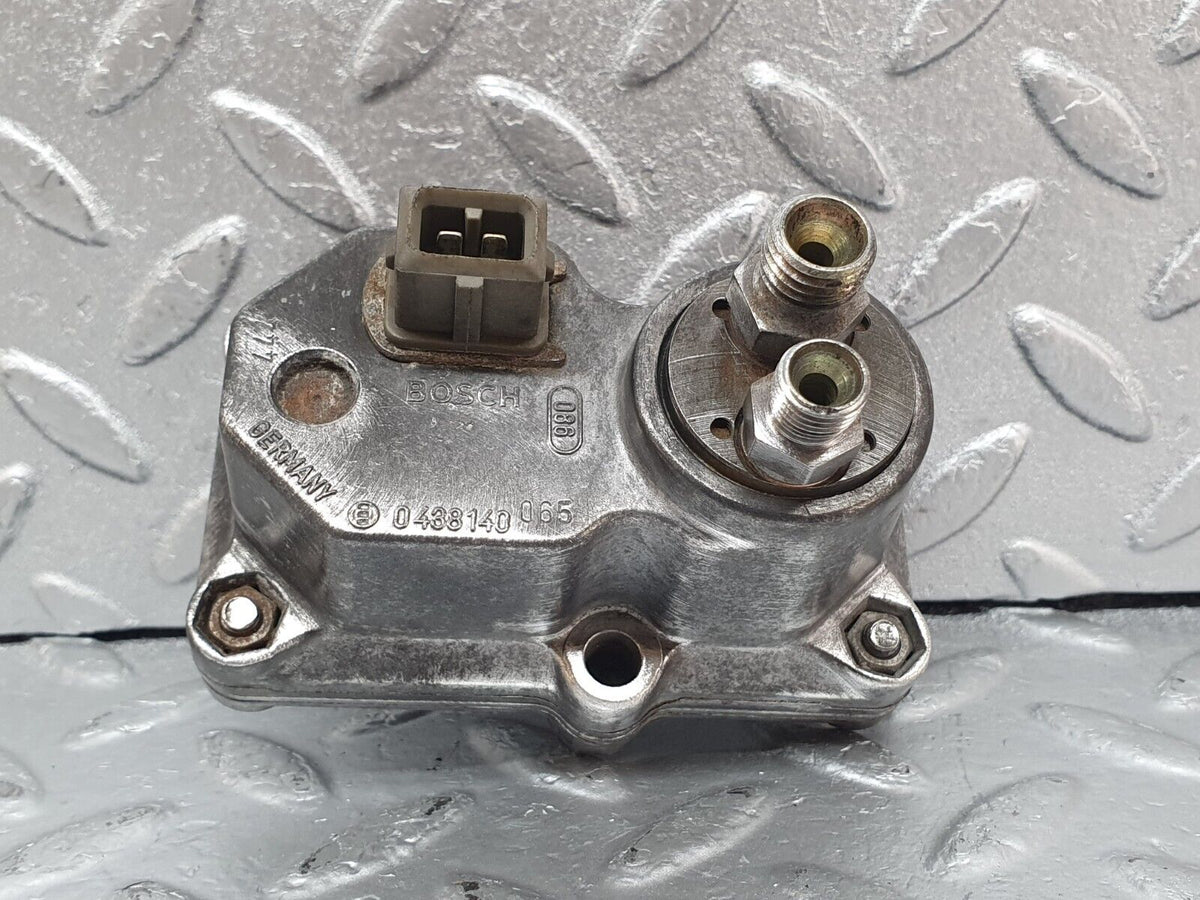 44018 Mercedes-Benz C123 230CE Coupe Warm Up Regulator 0438140065