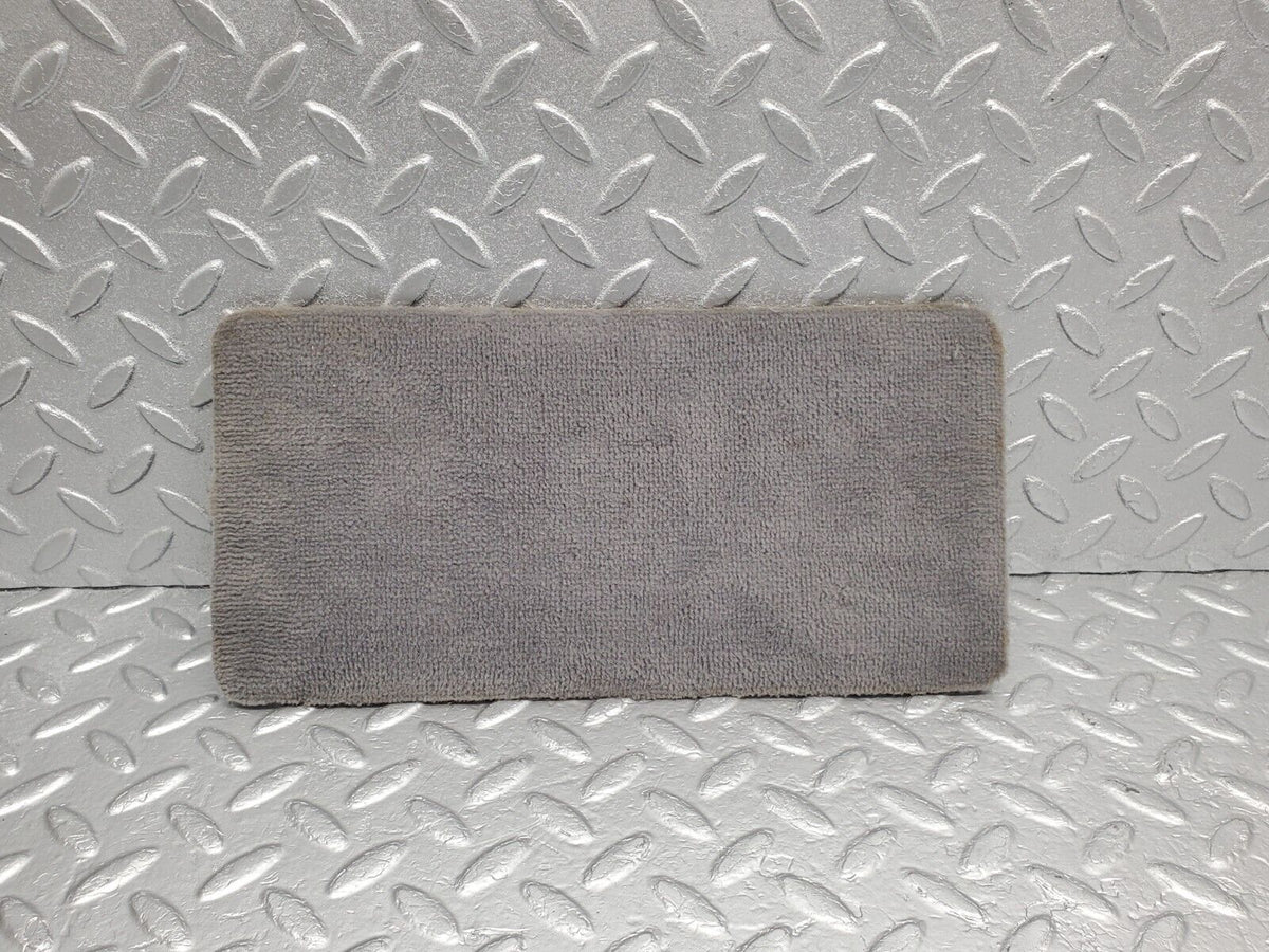 47623 Mercedes-Benz C126 500SEC Coupe Front Center Console Carpet Grey