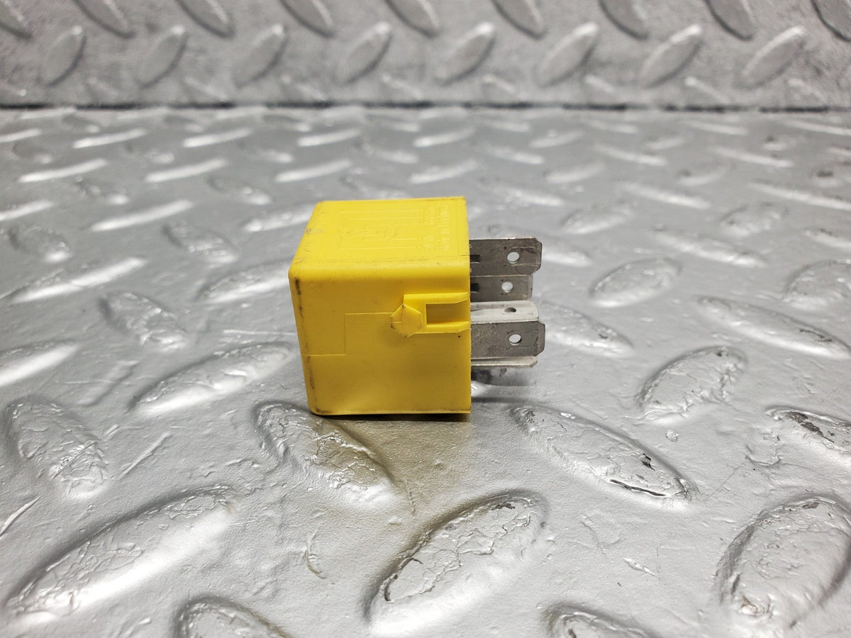 51344 Mercedes-Benz R230 R129 Coupe Multi Purpose Relay A0025421419