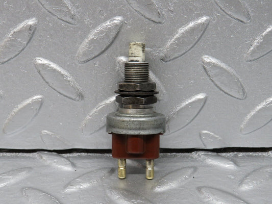 40684 Mercedes-Benz W123 300D Brake Light Contact Switch 190130
