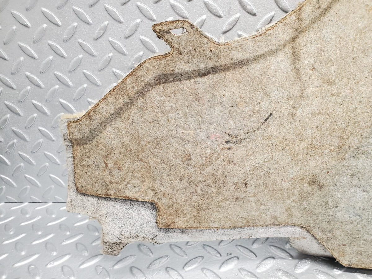 48922 Mercedes-Benz A124 320E Cabriolet Centre Console Carpet Left Side Beige