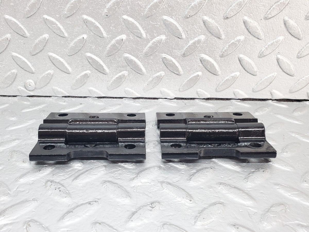 44338 Mercedes-Benz W123 280E Door Hinge Pair Left Side A1237200037