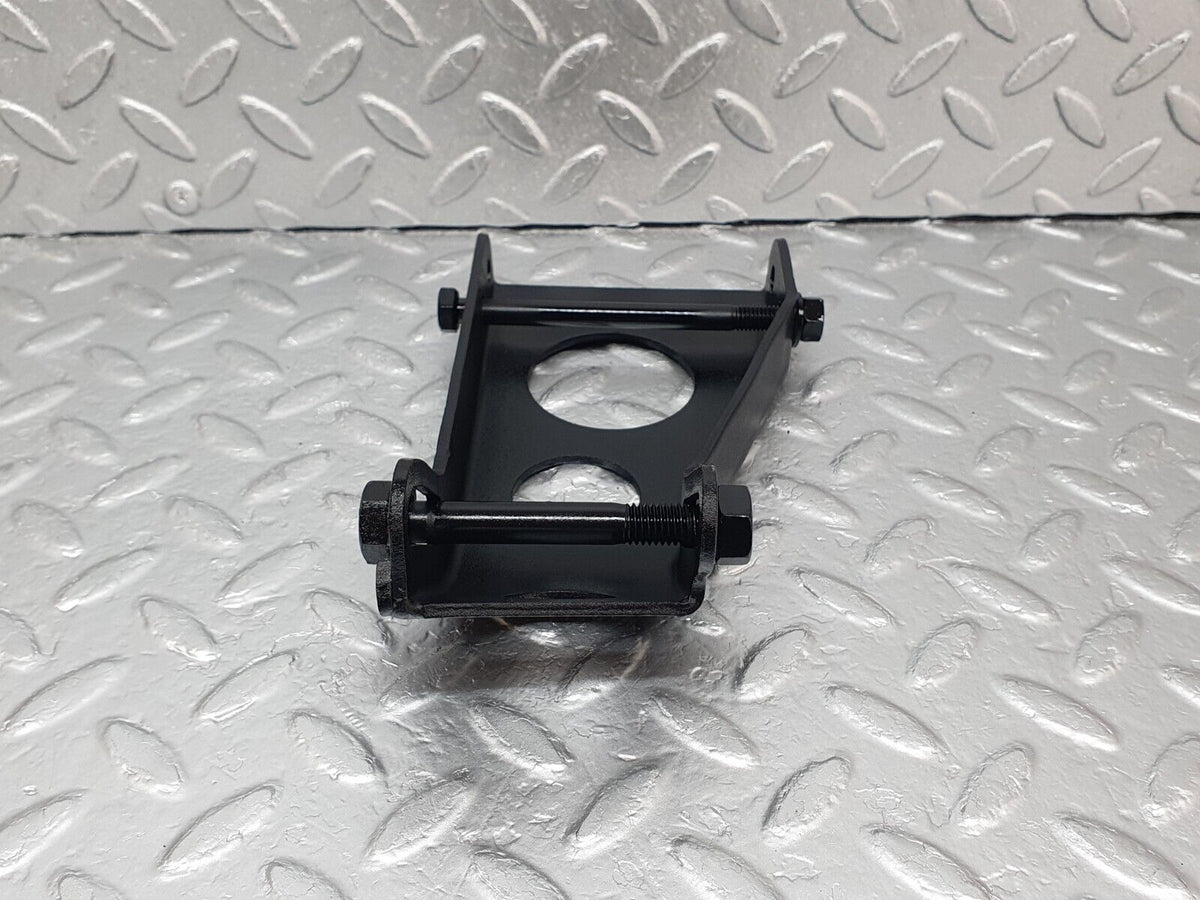 43552 Mercedes-Benz C126 380SEC Coupe Alternator Generator Bracket