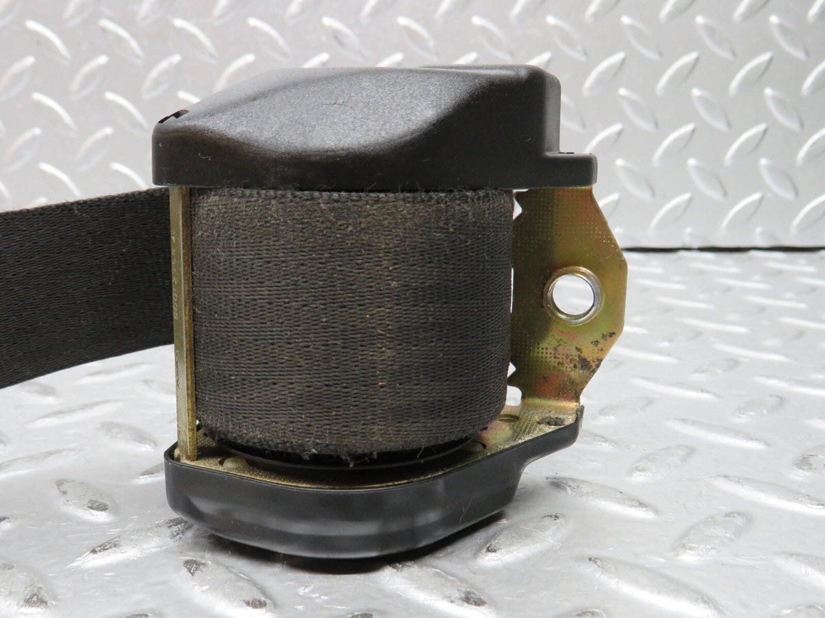 28534 Mercedes-Benz S123 240D Wagon Front Right Seat Belt A1238602686