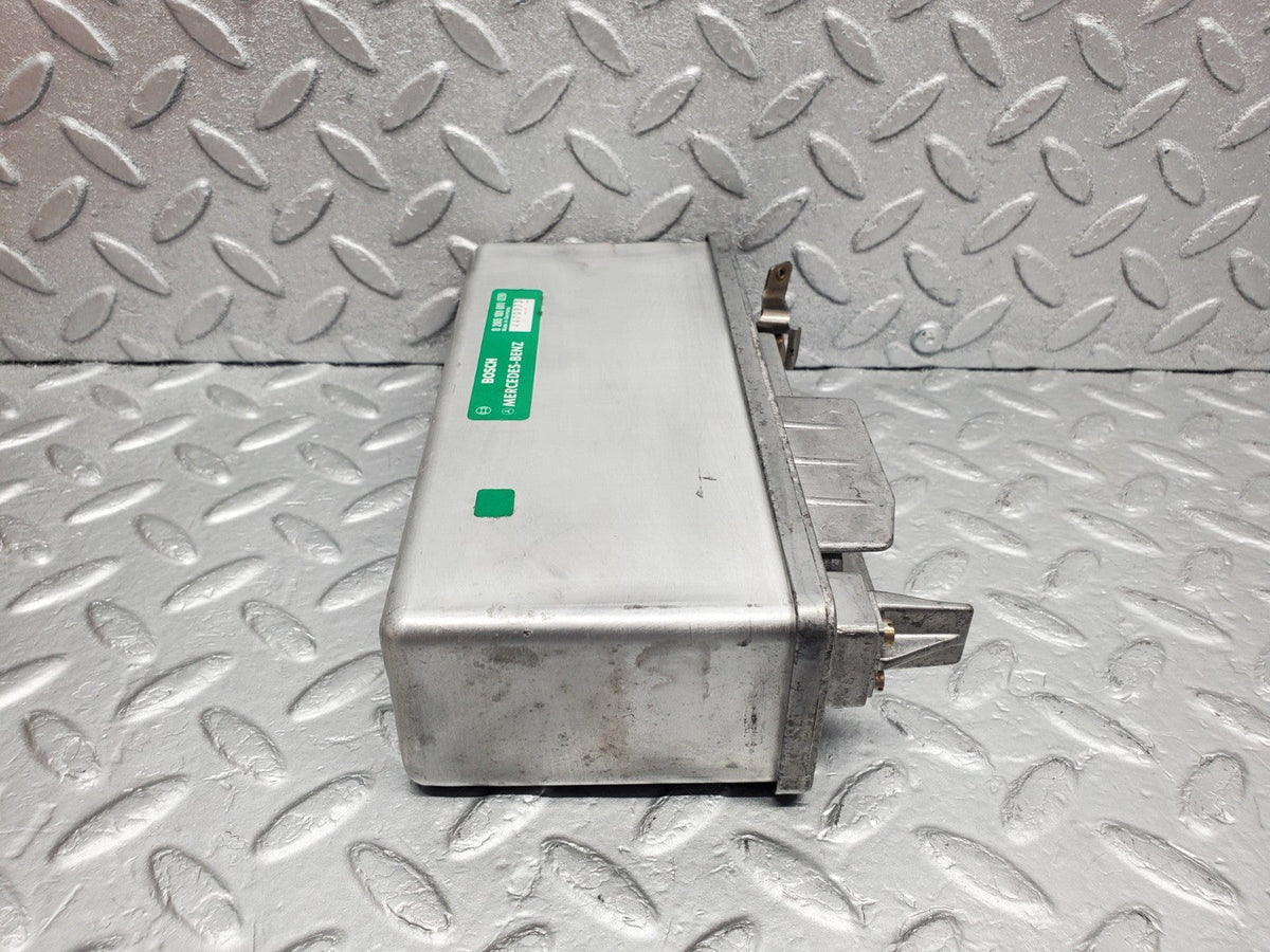 49681 Mercedes-Benz R107 380SL ABS Control Unit Bosch 0265101011