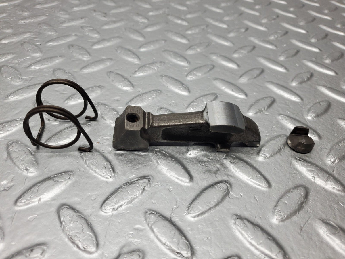 48861 Mercedes-Benz W108 Valve Rocker Arm With Retaining Spring & Tappet