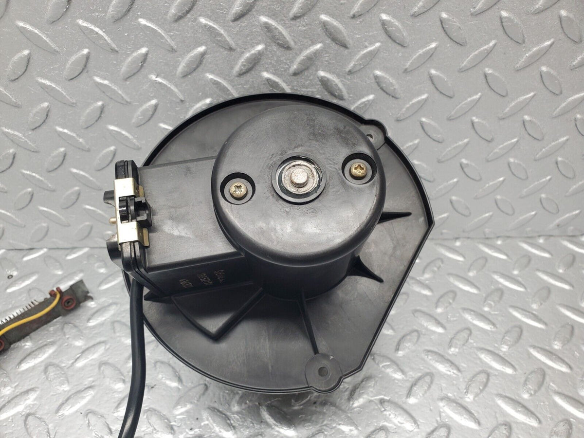 46076 Mercedes-Benz S123 200T Wagon Heater Blower Motor Siemens