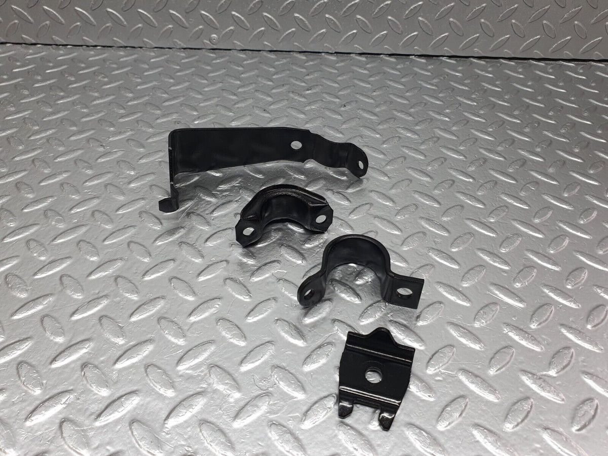 42120 Mercedes-Benz W202 C200 Anti Roll Bar Holder Bracket Front Right